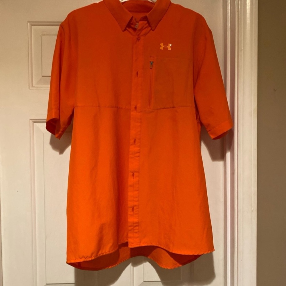 Under Armour Heat Gear Men’s Large Short Sleeve Vented Fishing Shirt Orange